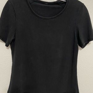 Lululemon size 8 top